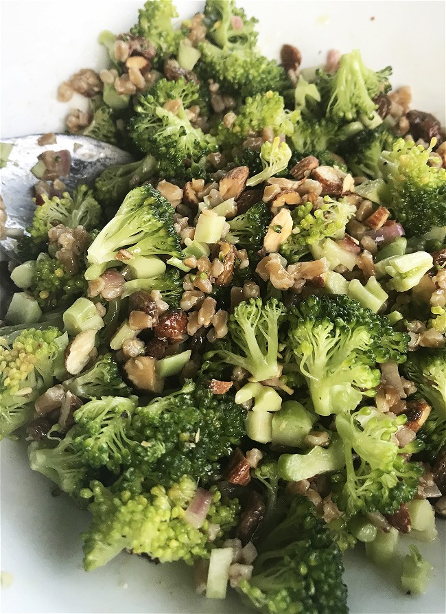 Image of Broccoli Farro Salad